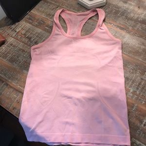 Lululemon run swiftly tank